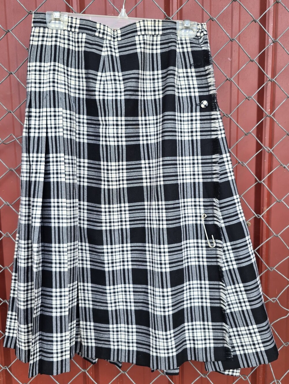 Virgin Wool Midi Skirt Size 14 Kilt Black And White Wrap With Fringe Pleated